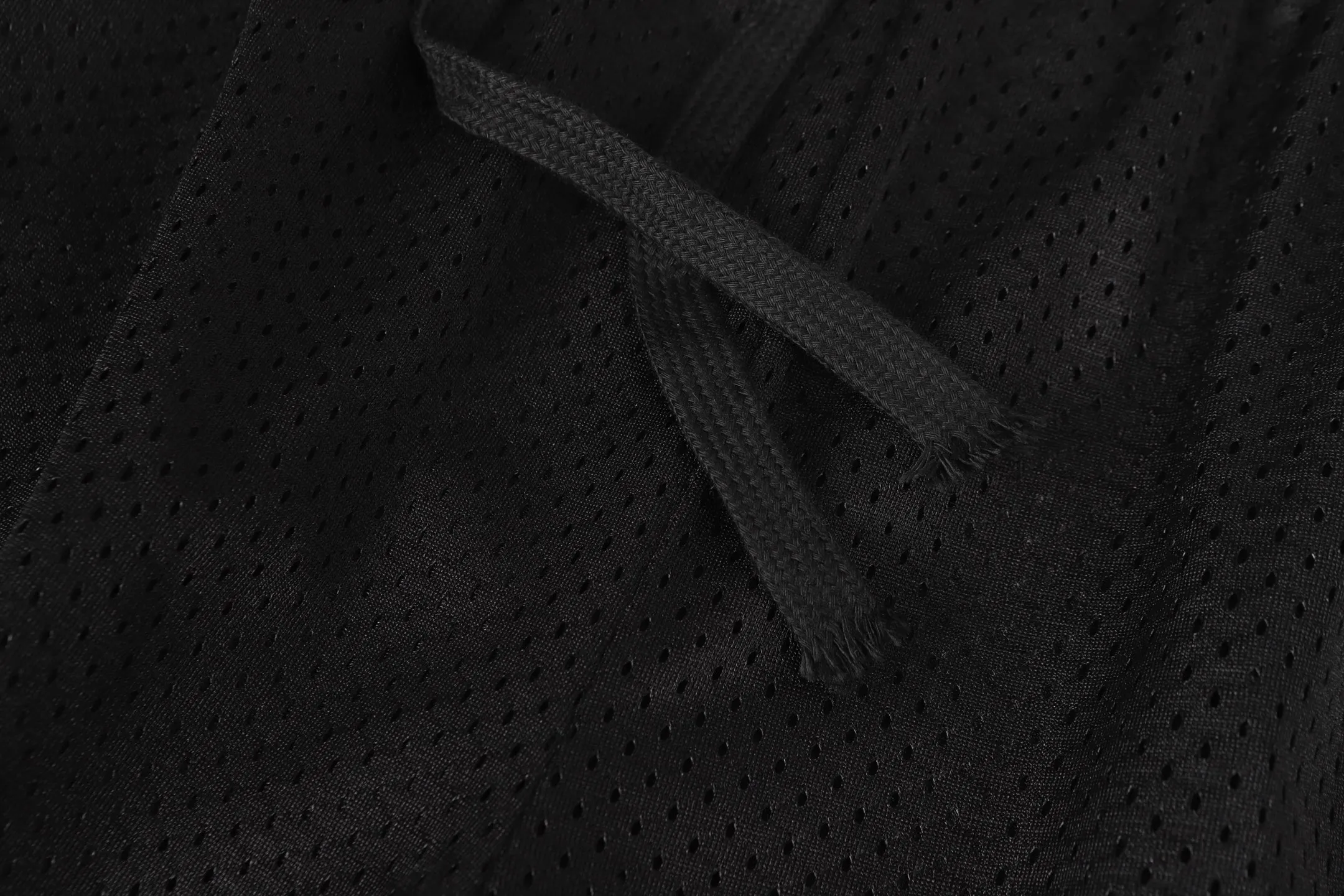 P200 Chrome Hearts CH Chrome Hearts popular Sanskrit printed mesh double layer ice hockey jersey 2 trousers sports suit. Uses direct injection imported machine printing. Hardware and accessories are all milled and customized. Correct configuration. Black 2025 Chrome Hearts authentic packaging. 280g double layer mesh custom woven and dyed. Large version. Loose and stylish. Different from low version, slim and long version with upper body and crotch pull. 100% commitment: top quality. Not fast food. Highest version on the market. Top quality - Distinguish from the ordinary versions on the market. If you care about quality, you should also respect the price. Absolutely 0 after-sales service and 0 return rate so far. It’s hard not to love the style - 280g double-layer mesh custom-woven and dyed - Correct high-density main mark, washed tag, hand-sewn